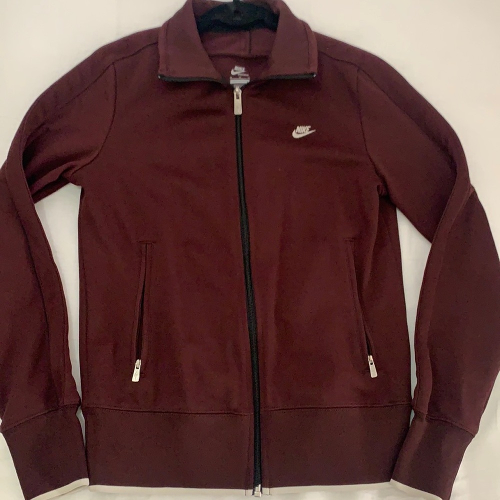 Nike women’s jacket burgundy/ wine/ black sz M